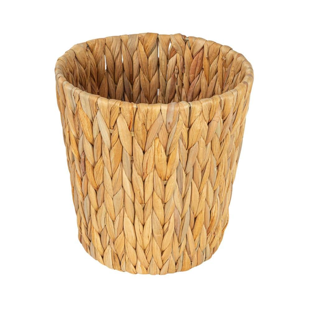 HOUSEHOLD ESSENTIALS Handwoven Round Water Hyacinth Waste Basket with Plastic Liner in Natural