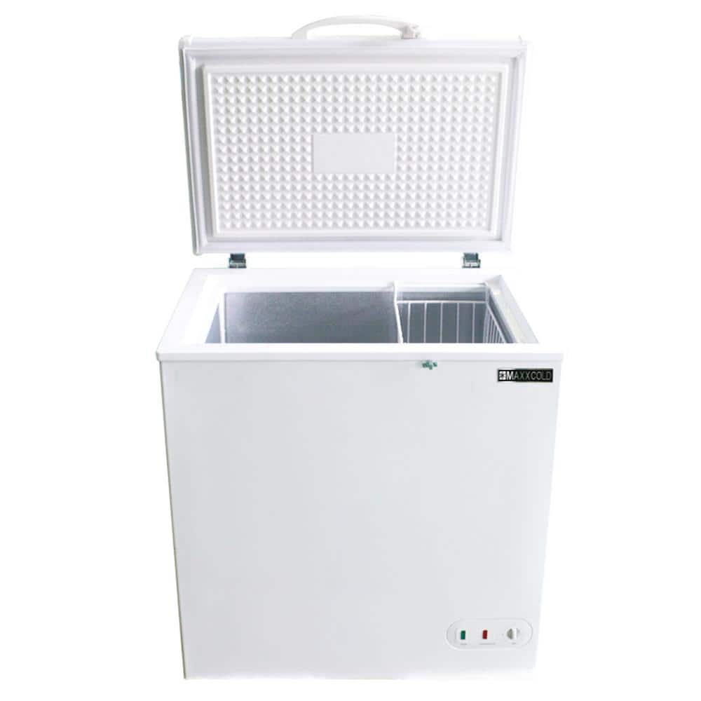 Maxx Cold 30.4" White Compact Commercial Chest Freezer