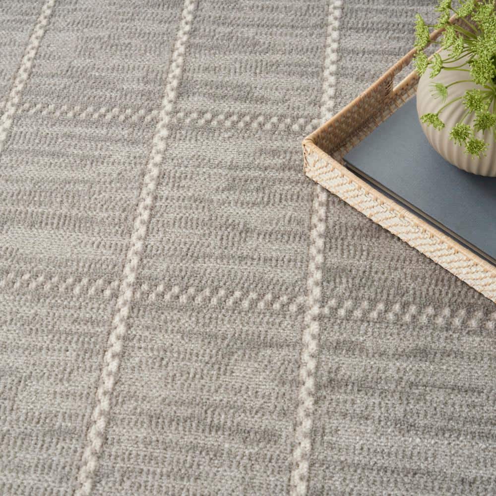 Light Grey Geometric 8' x 10' Synthetic Area Rug