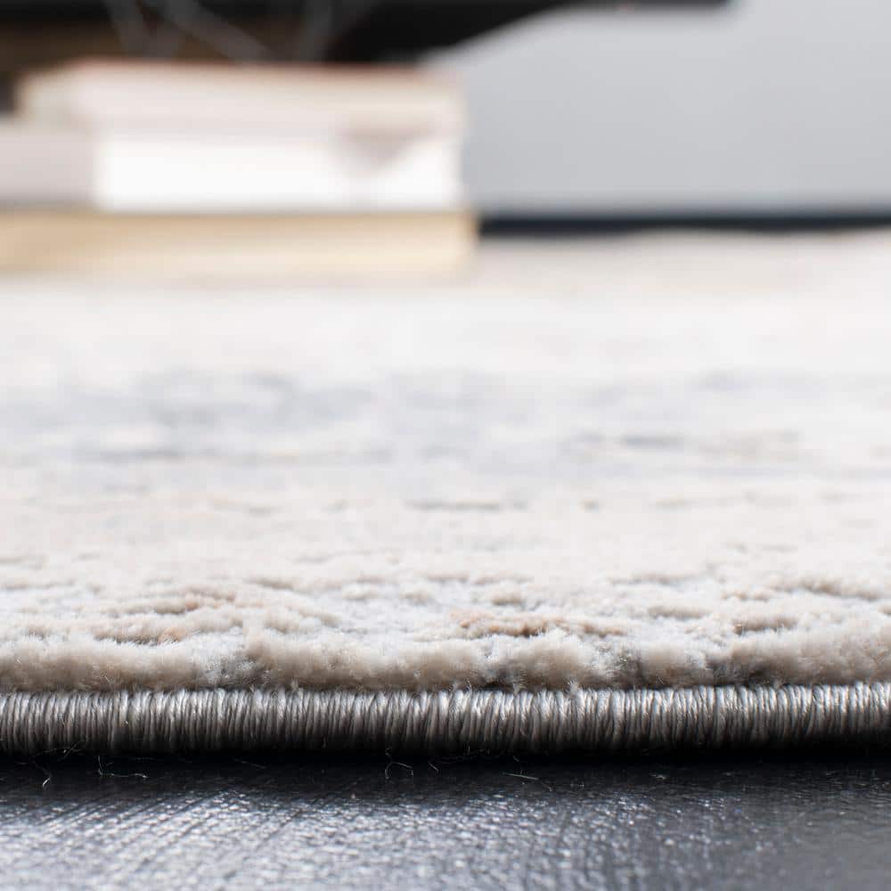 Gray Abstract Synthetic Reversible 4' x 6' Area Rug