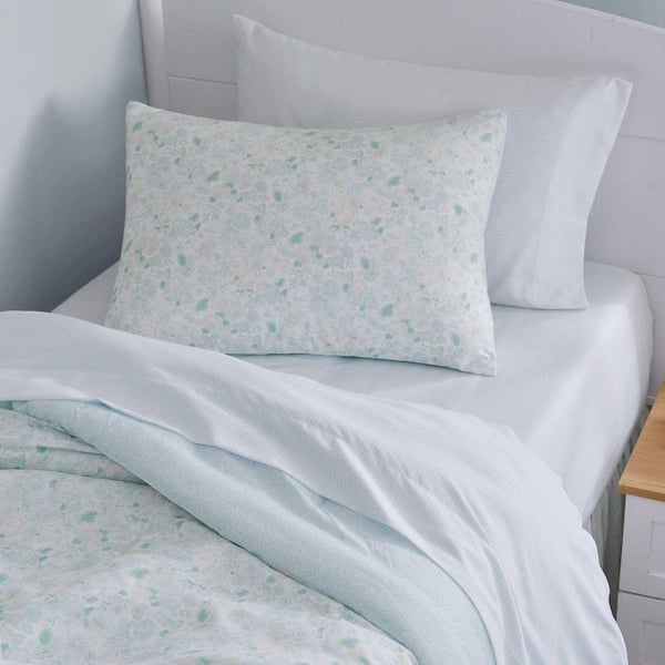Laura Ashley Quartet Reversible 7-Piece Light Blue Microfiber King