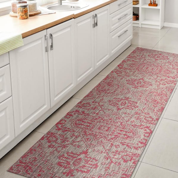 JONATHAN Y Estrella Light Gray/Fuchsia 2 ft. x 10 ft. Bohemian Medallion Textured Weave Indoor/Outdoor Area Rug