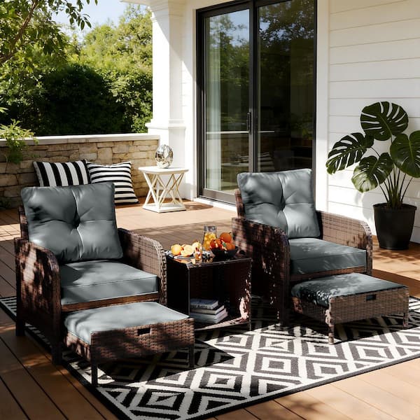 5-Piece Wicker Lounge Chair Outdoor Rattan Patio Conversation Set with Ottoman and Gray Soft Cushions