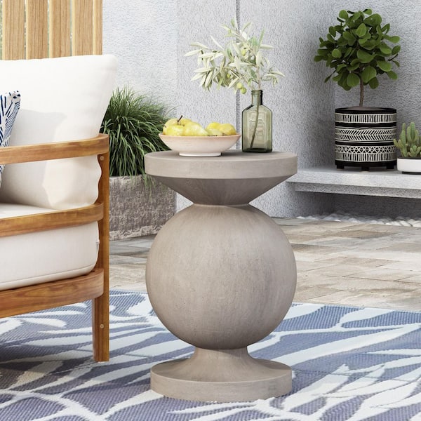 Harper & Bright Designs Round Lightweight Concrete Outdoor Side Table with Classical Turned Pedestal