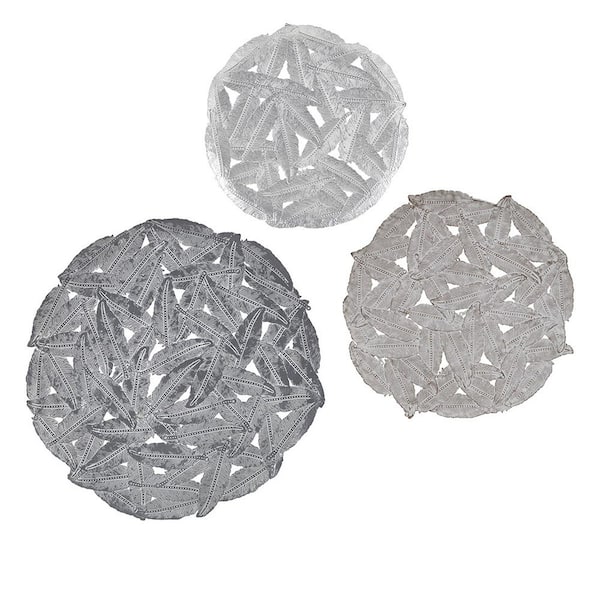 Tatahance Silver and White and Gray Multi Color Metal Textured Feather Disc Wall Decal Set of 3