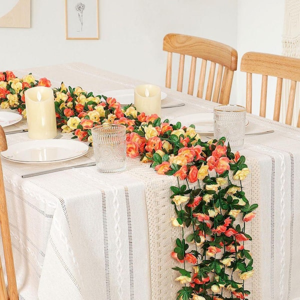 8 ft. Champagne Artificial Rose Garland （9-Pack） WK0684 - The