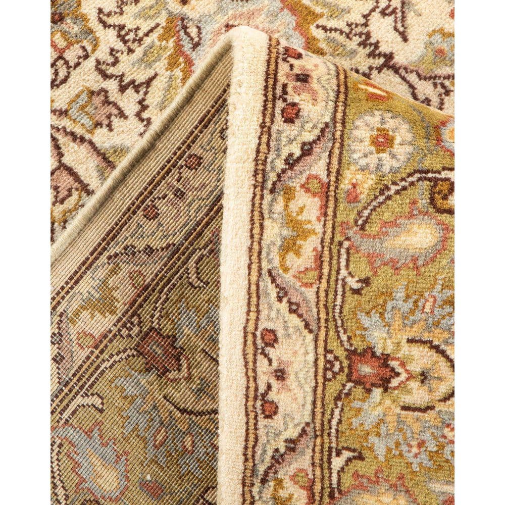 Hand-Knotted Beige Wool Traditional 4' x 6' Area Rug