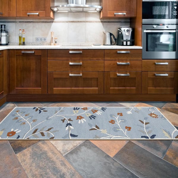 Agra Collection Floral Design 2 ft. x 8 ft. Indoor Handmade Wool Runner Rug, 2 ft. 3 in. x 7 ft. 6 in., Light Blue