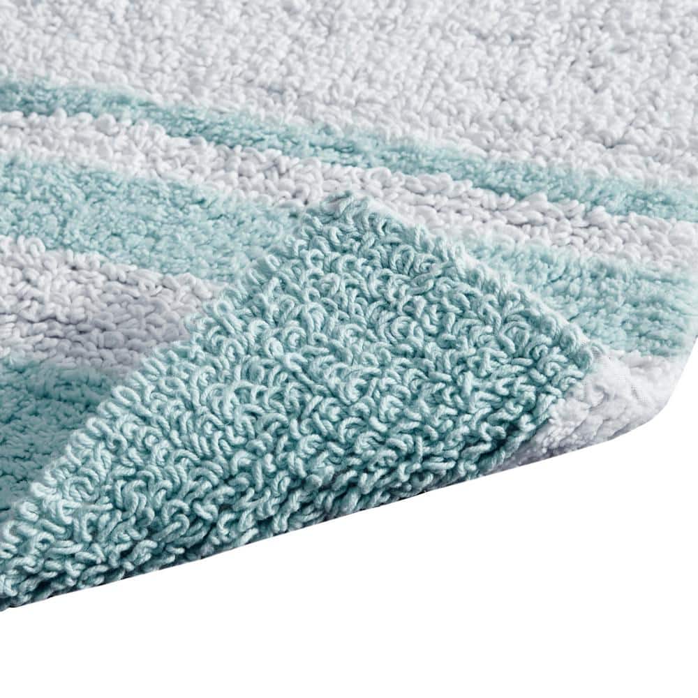 Aqua and White Cotton Reversible Bath Rug 20'' x 30''
