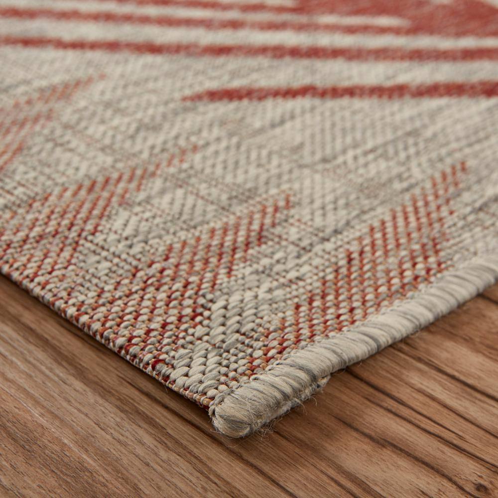 Coastal Charm Red & Beige Tropical Palms 5' x 7' Indoor/Outdoor Rug