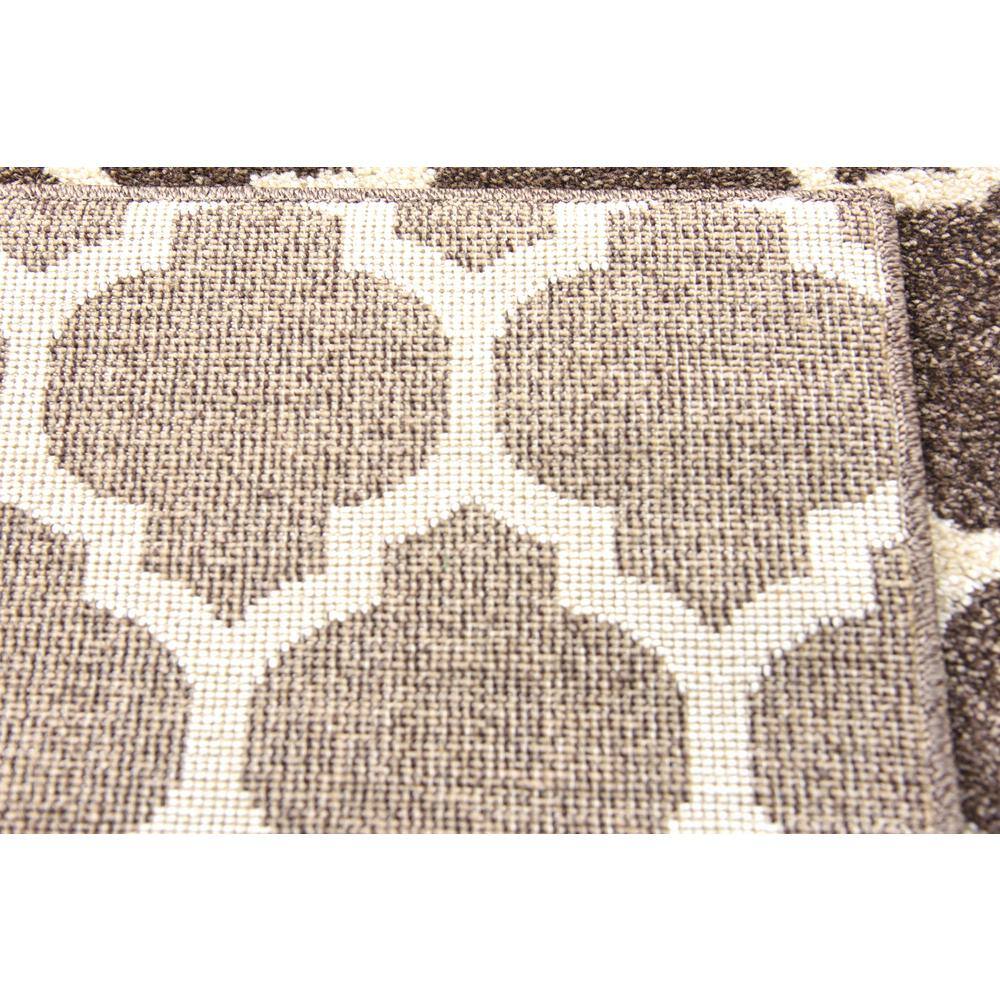 Elegant Brown Trellis 2'2" x 3'1" Rectangular Synthetic Area Rug