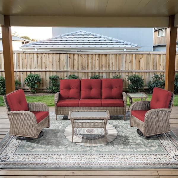 PlainCurve 5-Piece Gray Wicker Patio Conversation Set with Swivel Glider Chairs and  Olefin Red Cushions