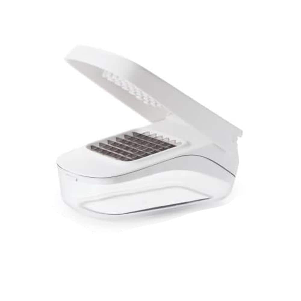 White Good Grips Vegetable and Onion Chopper with Easy Pour Opening