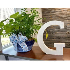 HomeRoots 16 in. Distressed White Wash Wooden Initial Letter C Specialty  Sculpture 2000478355 - The Home Depot