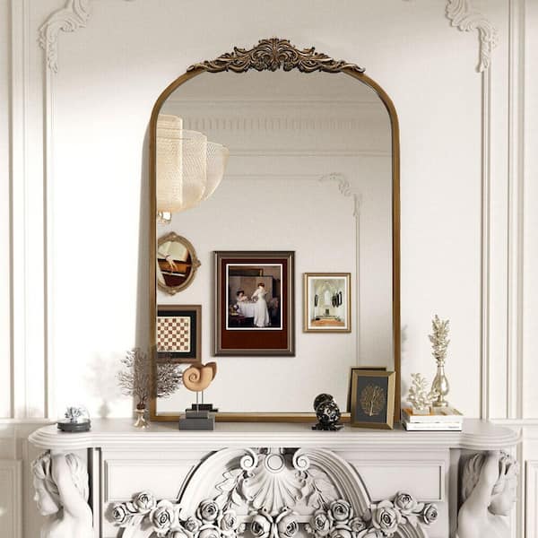 Sxiawe 23.6 in. W x 35.4 in. H Baroque Arched Classic Frame Handcrafted Antique Gold Wall Mirror