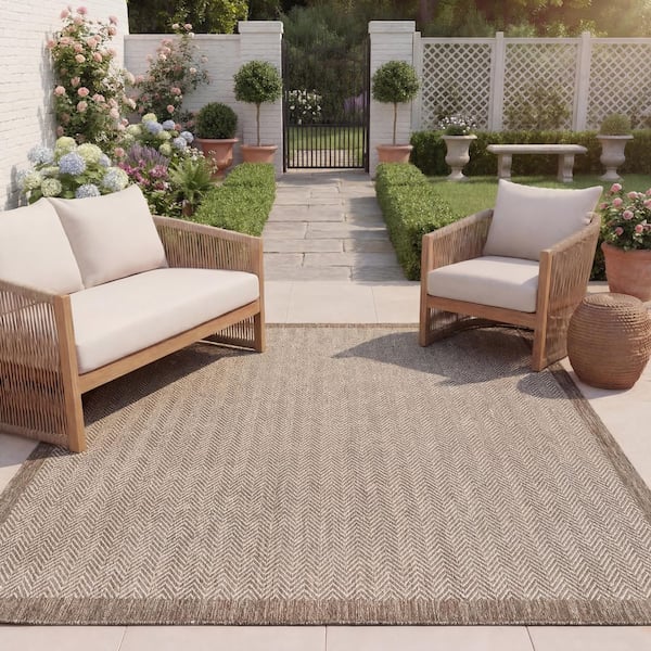 Beach House 7 ft. x 7 ft. Square Brown/Ivory Chevron Border Indoor/Outdoor Area Rug