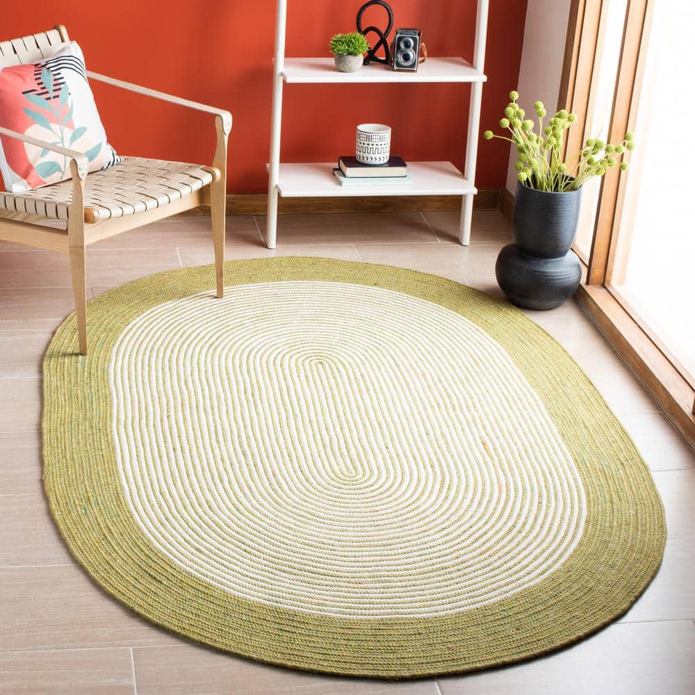 Handmade Green and Ivory Wool Oval Braided Area Rug 6' x 9'