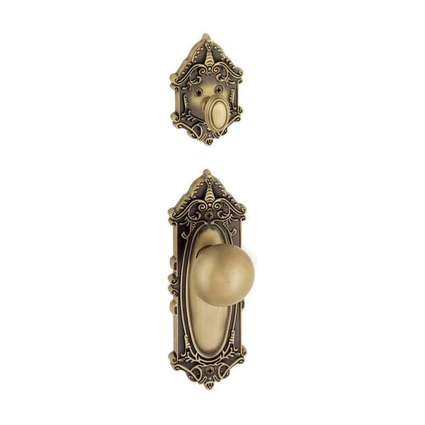 Grandeur Grande Victorian Single Cylinder Vintage Brass Combo Pack Keyed Alike with Fifth Avenue Knob and Matching Deadbolt