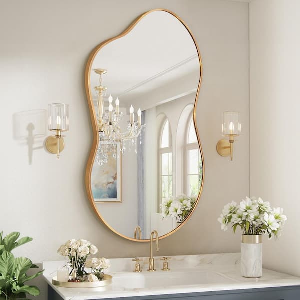 Hochwertiges 36 in. W. x 20 in. H Irregular Gold Aluminum Alloy Framed Wall Mirror Asymmetrical Wall Mirror
