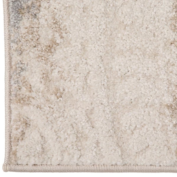 Spiral Medallion Ivory 2 ft. x 7 ft. Runner Rug