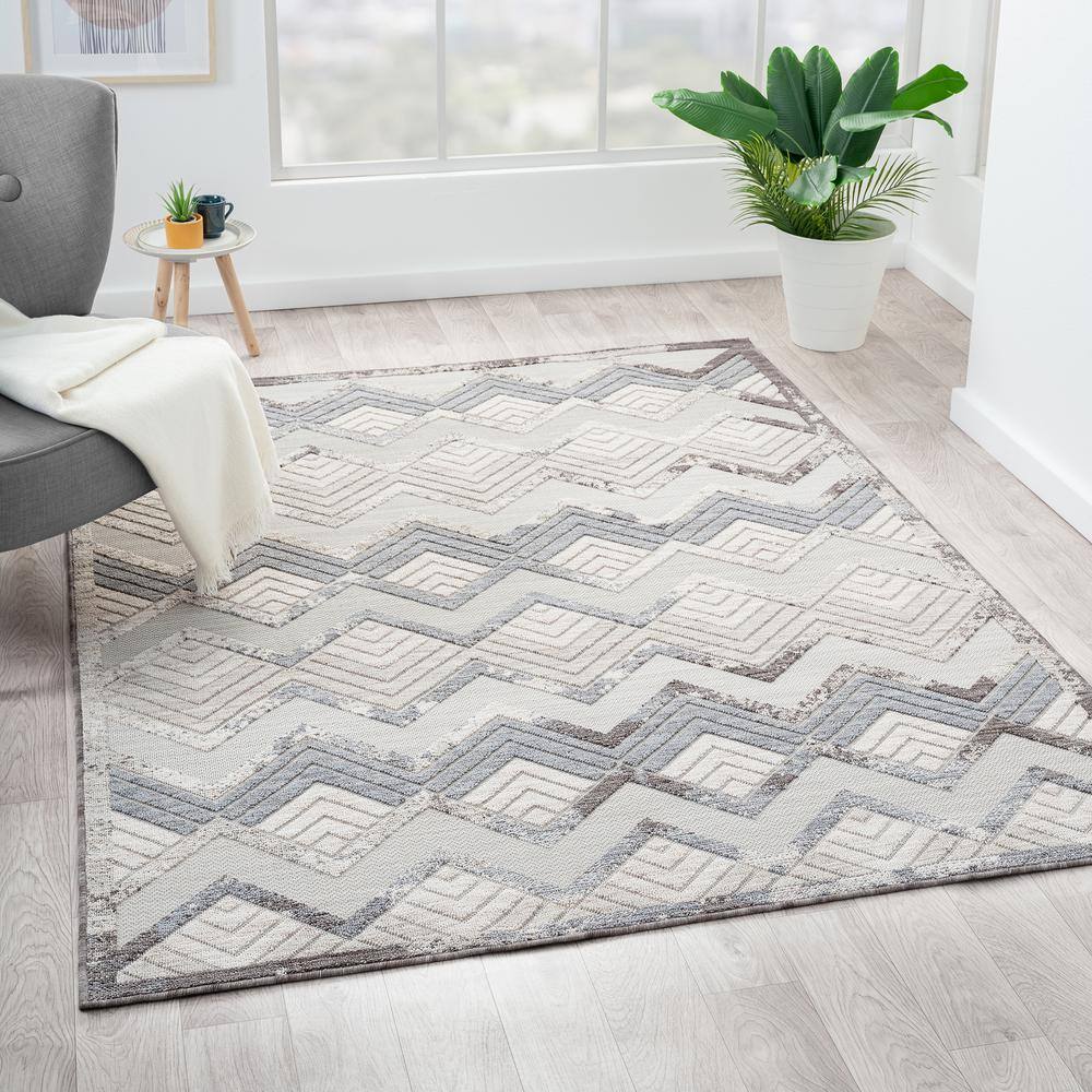 Winona Ivory Geometric 8' x 9' Synthetic Stain-Resistant Area Rug