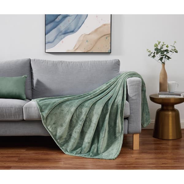 Cannon Solid Plush Green Polyester 50 in. x 60 in. Throw Blanket