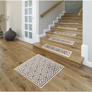 AmeriHome Decorative Scrollwork Indoor/Outdoor Entryway Rubber Door Mat Set  with Stair Tread Cover (5-Piece Set) 805314 - The Home Depot