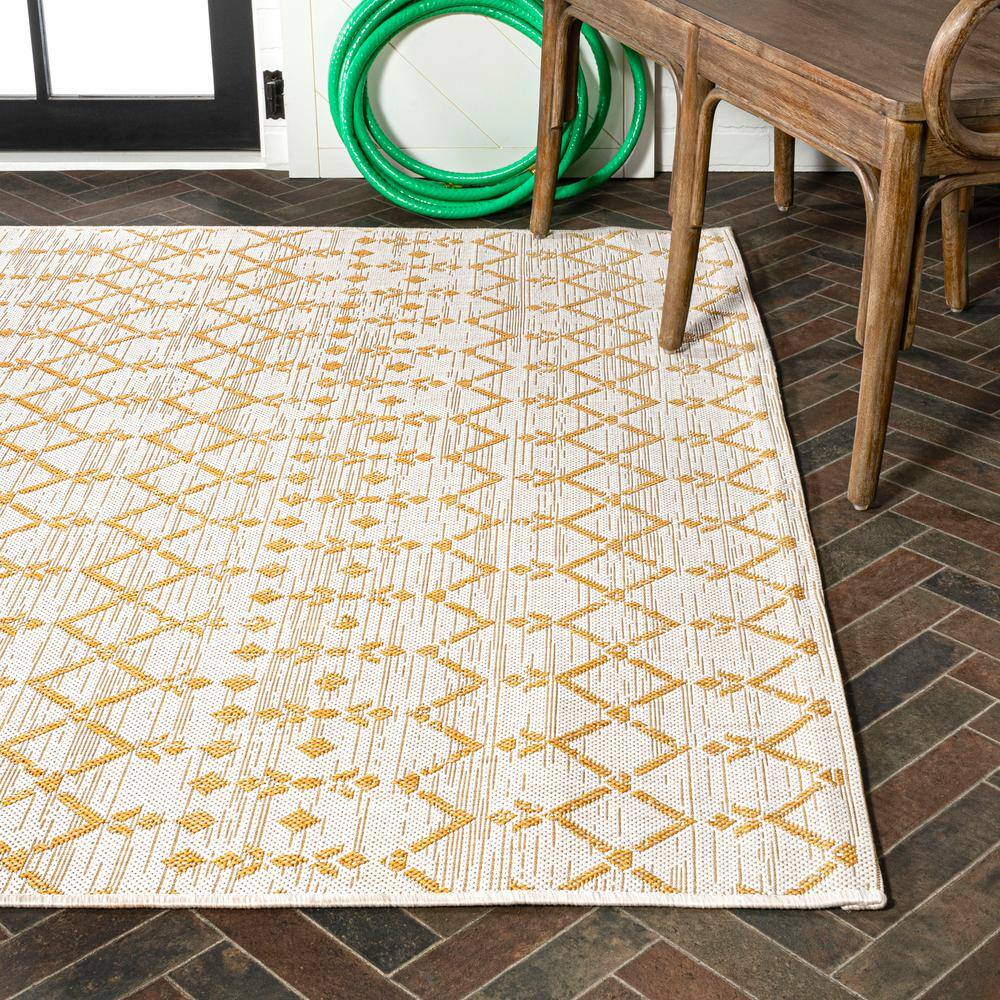 Moroccan Geometric Yellow and Cream 4' x 6' Outdoor Rug