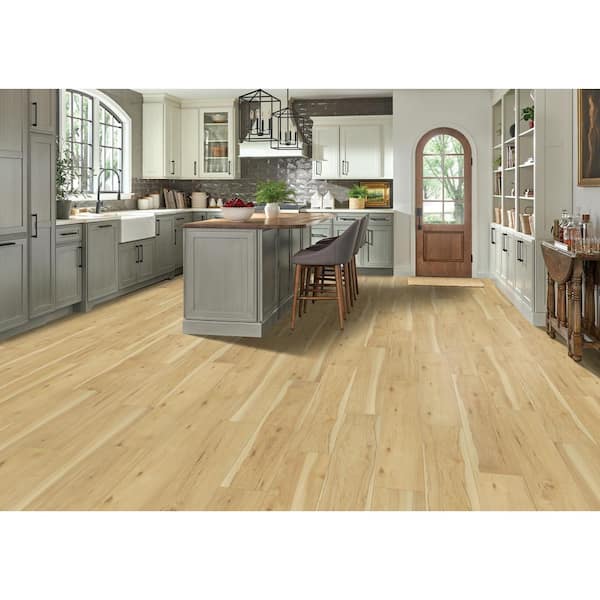 Bruce Enlightened Earth Ray Of Light 12-mm T x 8-in W x 48-in L Waterproof Wood Plank Laminate Flooring (15.94-sq ft / Carton)