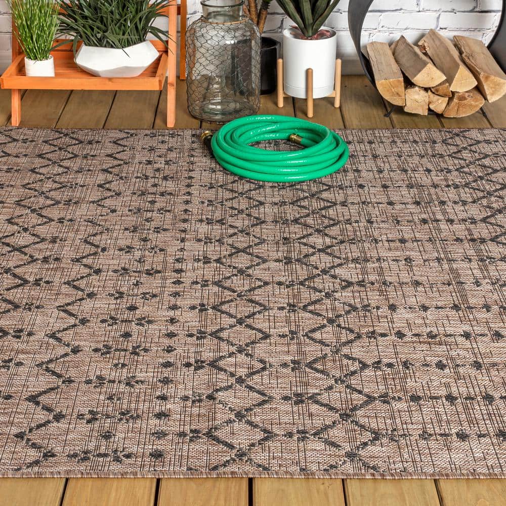 Natural Black Geometric Flatweave Indoor Outdoor Rug 4' x 6'