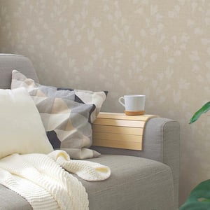 Fusion Collection Floral Trail Motif Cream/Beige Matte Finish Non-Pasted Vinyl on Non-woven Wallpaper Sample