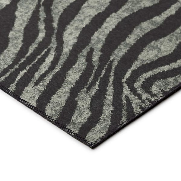 Safari Black 5 ft. x 7 ft. 6 in. Indoor/Outdoor Washable Indoor/Outdoor Washable Rug