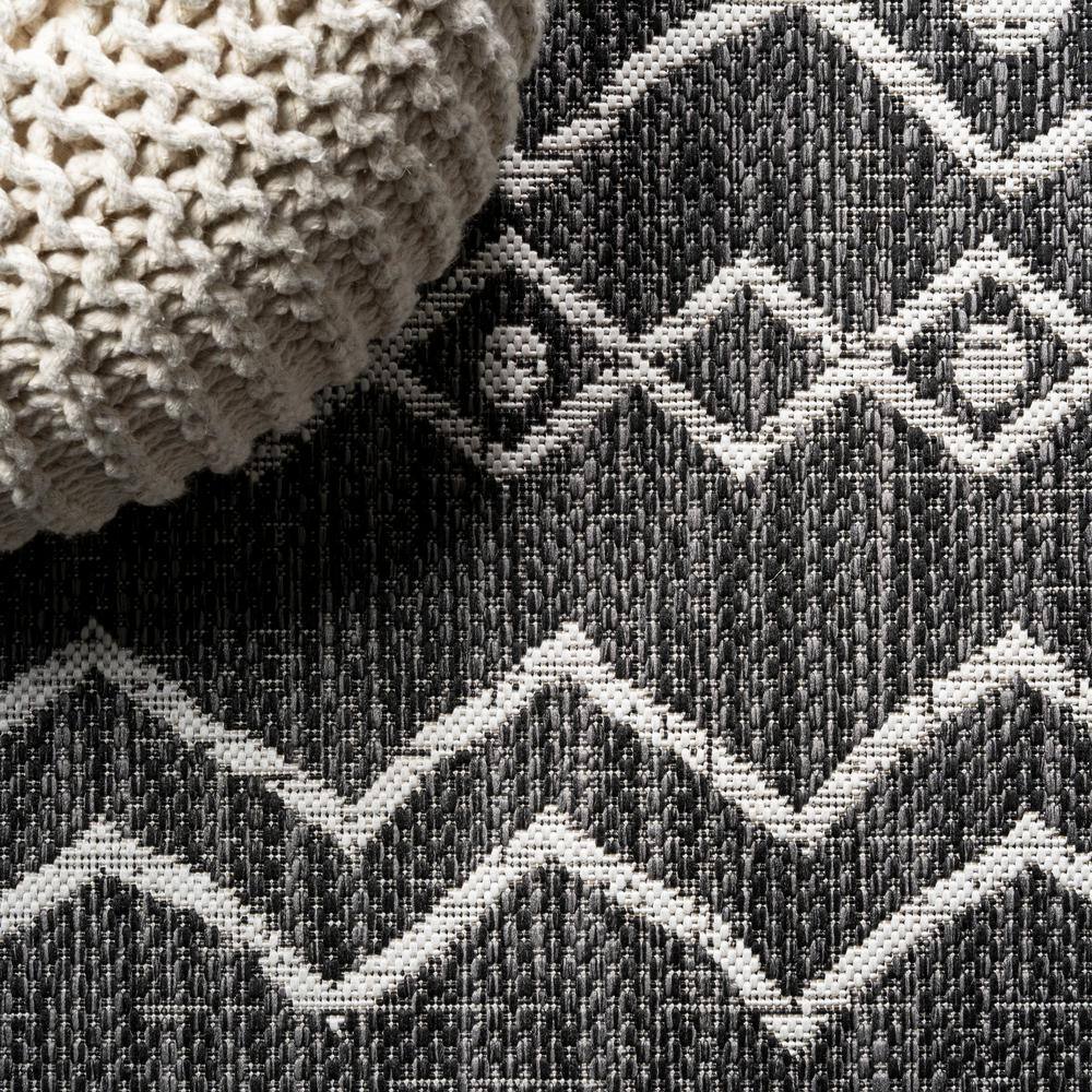 Black and Ivory Geometric Bohemian Indoor/Outdoor Rug