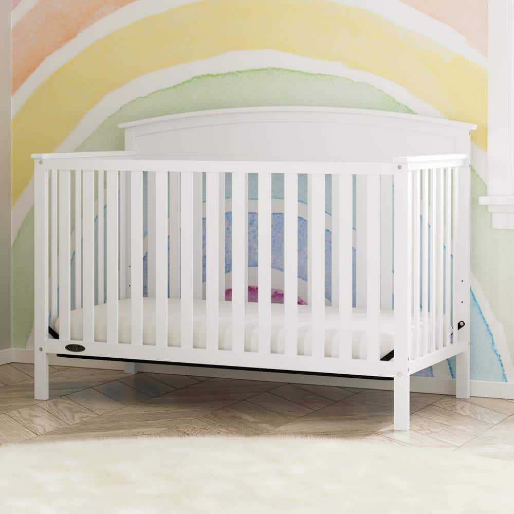 White Pine Wood 5-in-1 Convertible Crib with Adjustable Mattress Support