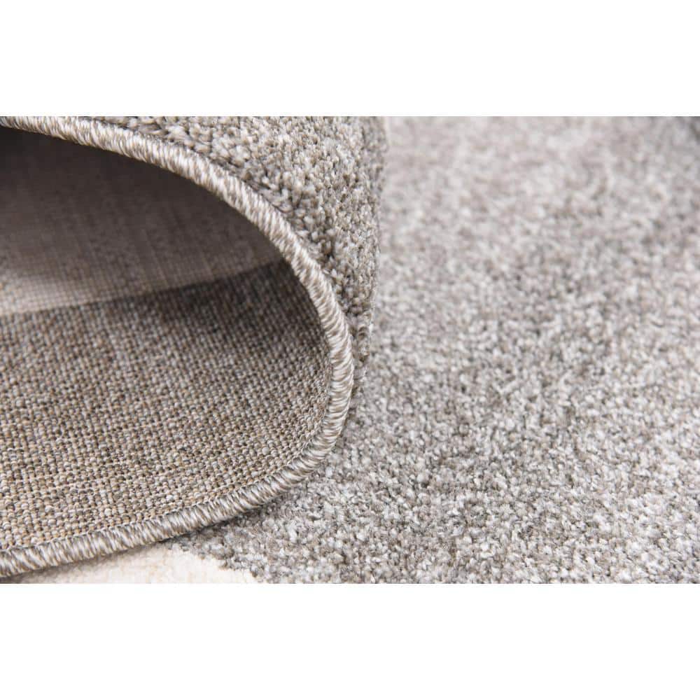 Gray and Ivory Tufted Reversible Synthetic Area Rug 9' x 12'