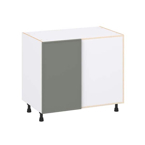 Fairview 39 in. W x 24 in. D x 34.5 in. H Assembled Slim Shaker Right Pullout Blind Corner Kitchen Cabinet in Moss Green