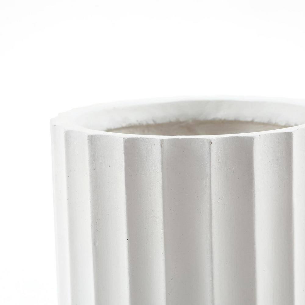 White 24-Inch Tall Round MgO Indoor/Outdoor Planter