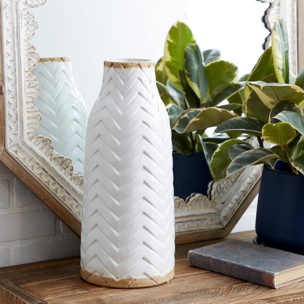 Medium White and Light Brown Porcelain Decorative Table Vase