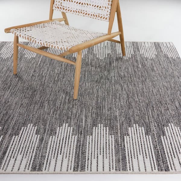Parker Taupe 7 ft. 10 in. x 10 ft. Geometric Indoor/Outdoor Area Rug
