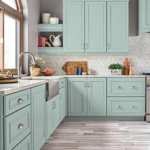 BEHR PREMIUM 1 gal. #MQ3-20 Whipped Mint Semi-Gloss Enamel