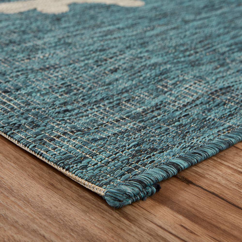 Blue and Gray Coastal Coral Reef 5' x 7' Indoor/Outdoor Rug