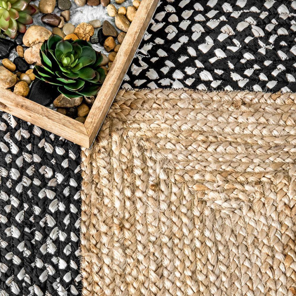 Handmade Braided Oval Cotton Rug in Black - 52"x24"