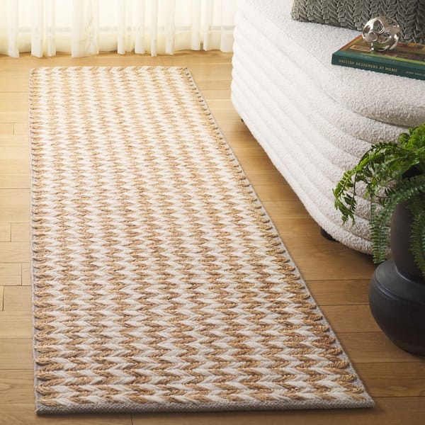 Natural Fiber 2 ft. x 8 ft. Natural/Ivory Chevron Runner Rug