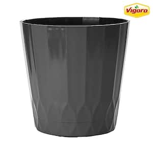 4.8 in. Concord Small Black Recycled Plastic Planter (4.8 in. D x 4 in. H) with Attached Saucer