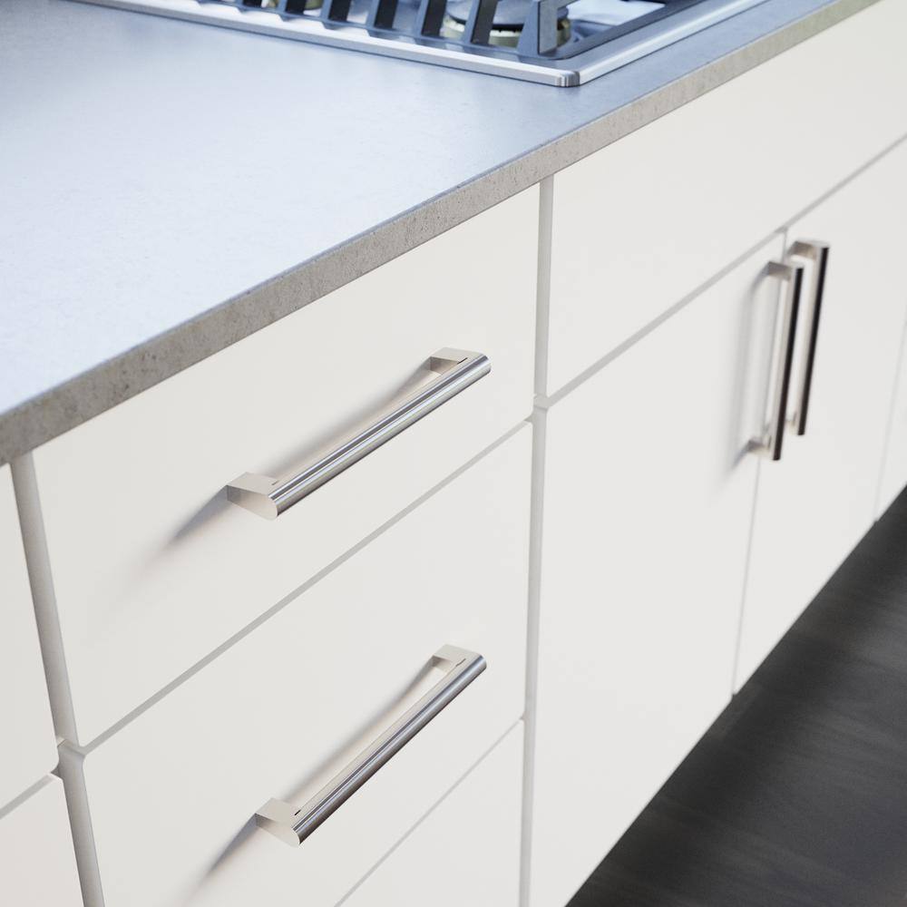 Stratford 7 9/16" Stainless Steel Modern Bar Pull