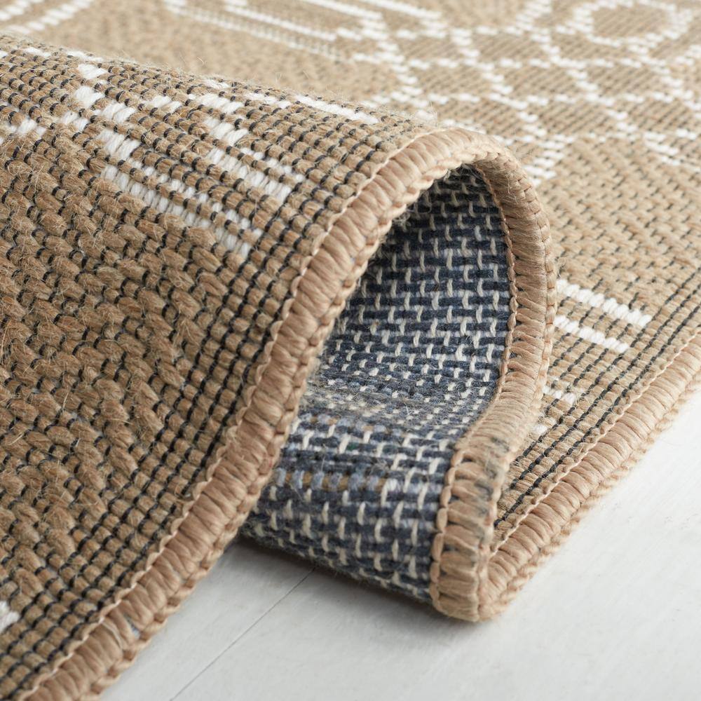 Ivory Geometric Patterned 4' x 6' Wool Blend Area Rug