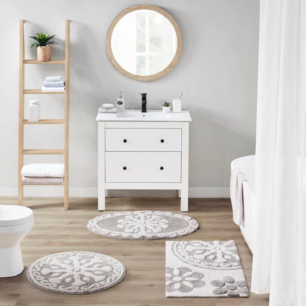 Gray Cotton Tufted Medallion Bath Rug Set