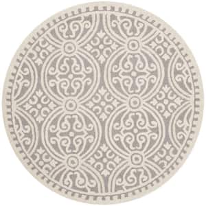 Cambridge Silver/Ivory 10 ft. x 10 ft. Round Medallion Geometric Area Rug