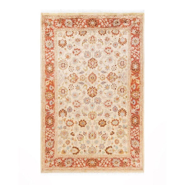 Mogul Traditional Ivory 4 ft. 1 in. x 6 ft. 3 in. Oriental Area Rug
