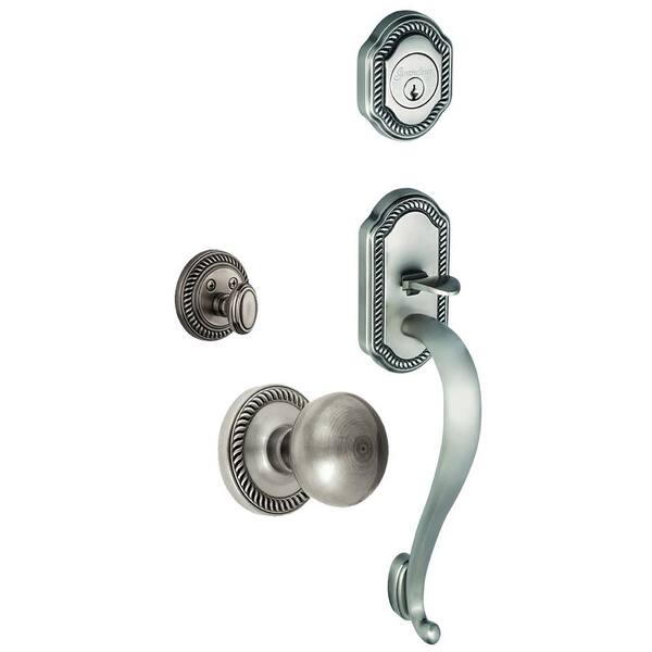 Grandeur Newport Single Cylinder Antique Pewter S-Grip Handleset with Fifth Avenue Knob